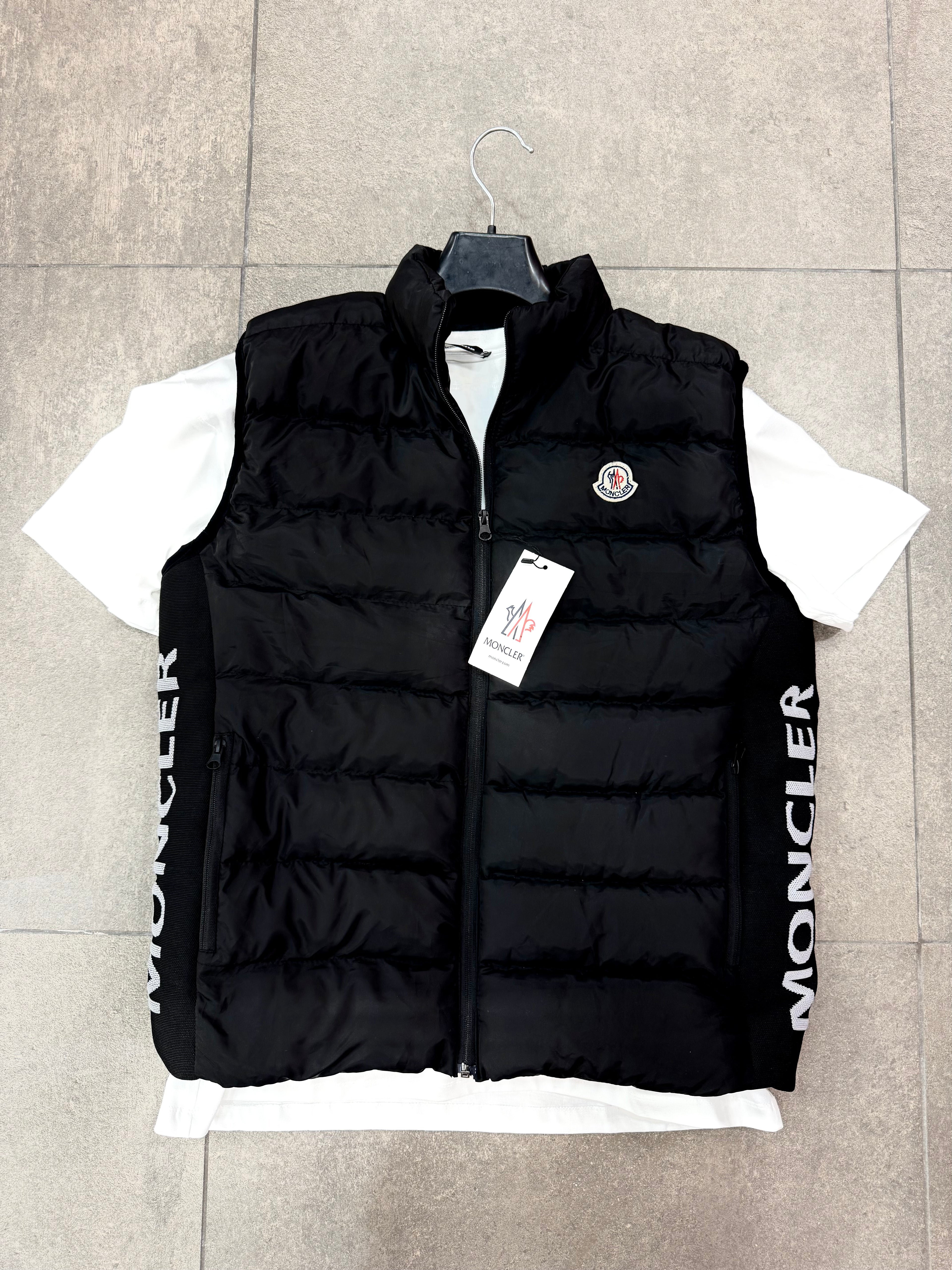 Αμάνικο moncler