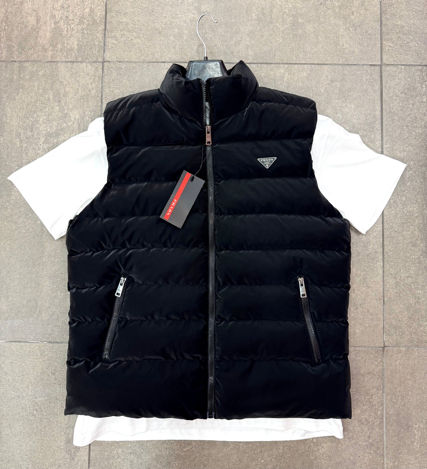 Αμάνικο Prada